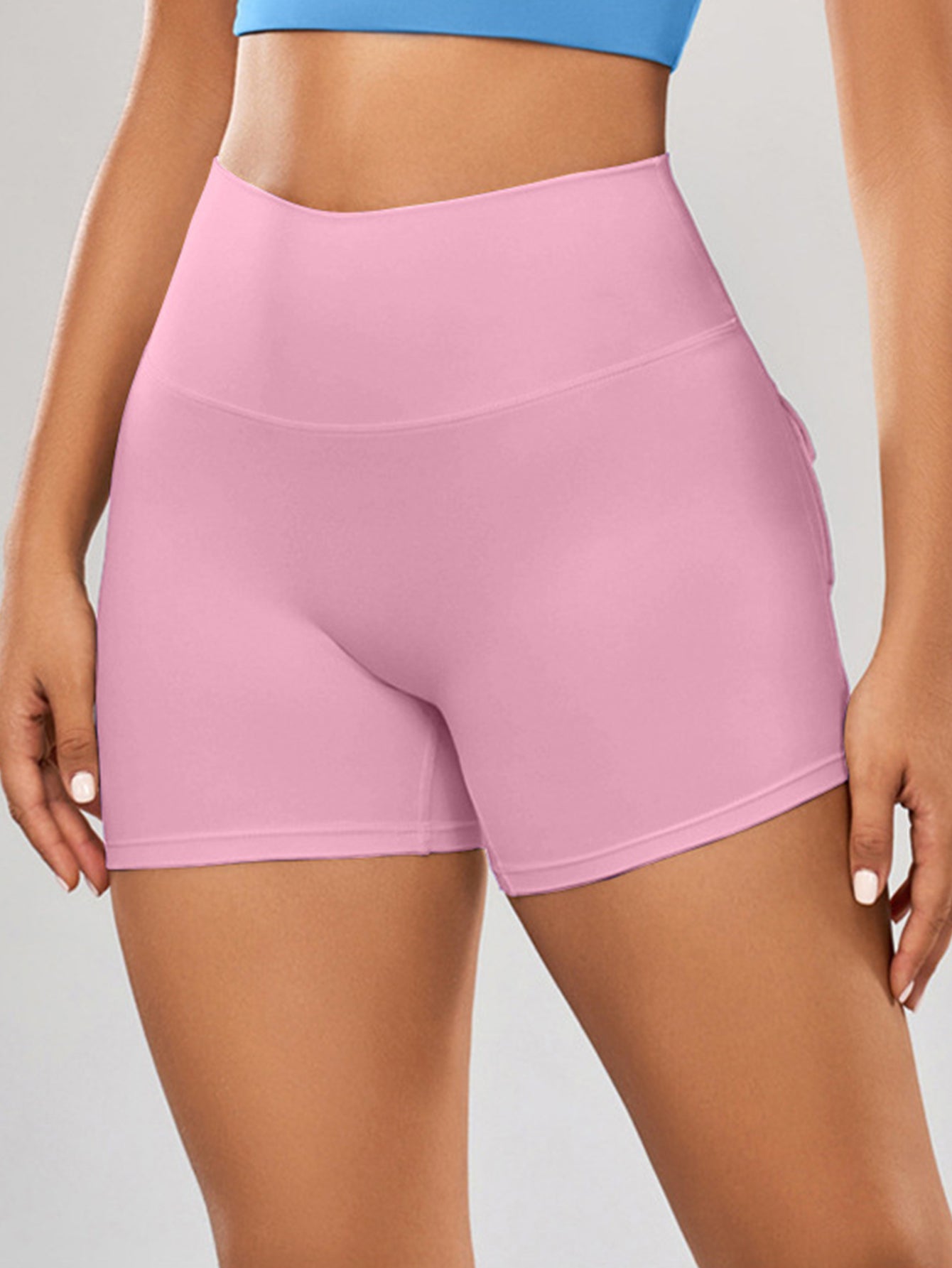 Pantalones cortos sin costuras perfumados que realzan los glúteos