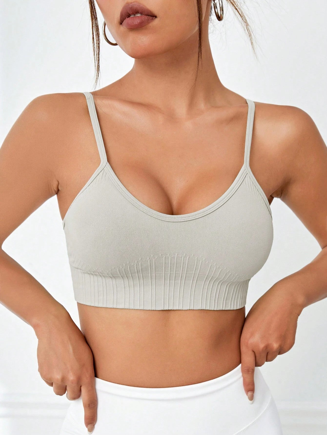 Soutien-gorge de sport sans coutures en tricot côtelé à dos nageur