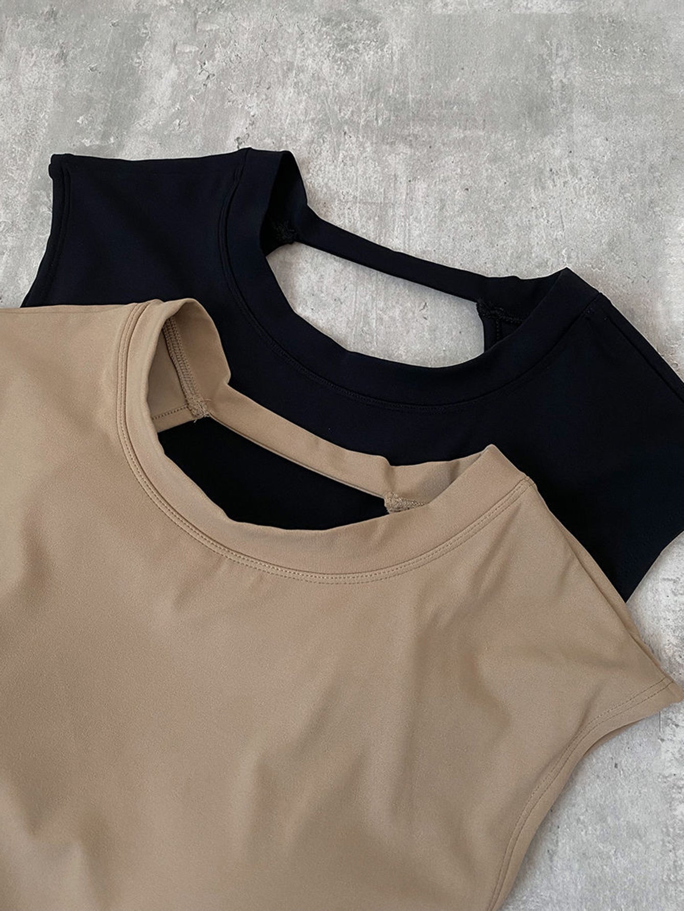 Cut-Out Open Back Sports Tank Top