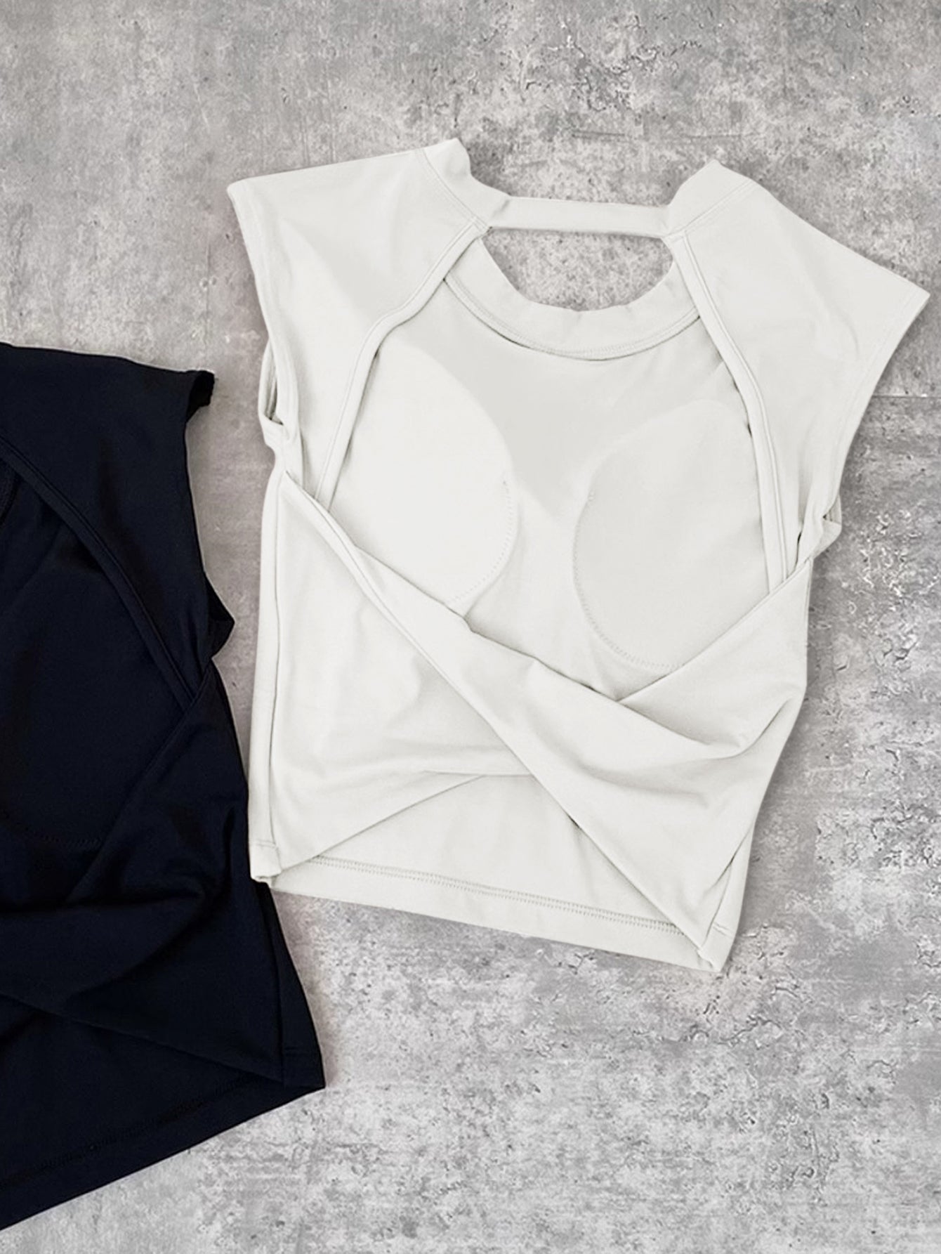 Cut-Out Open Back Sports Tank Top