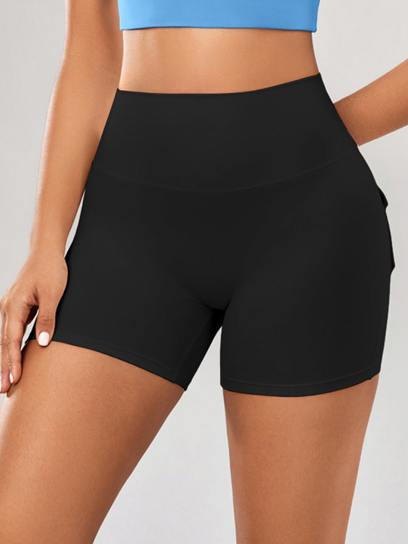 Pantalones cortos sin costuras perfumados que realzan los glúteos