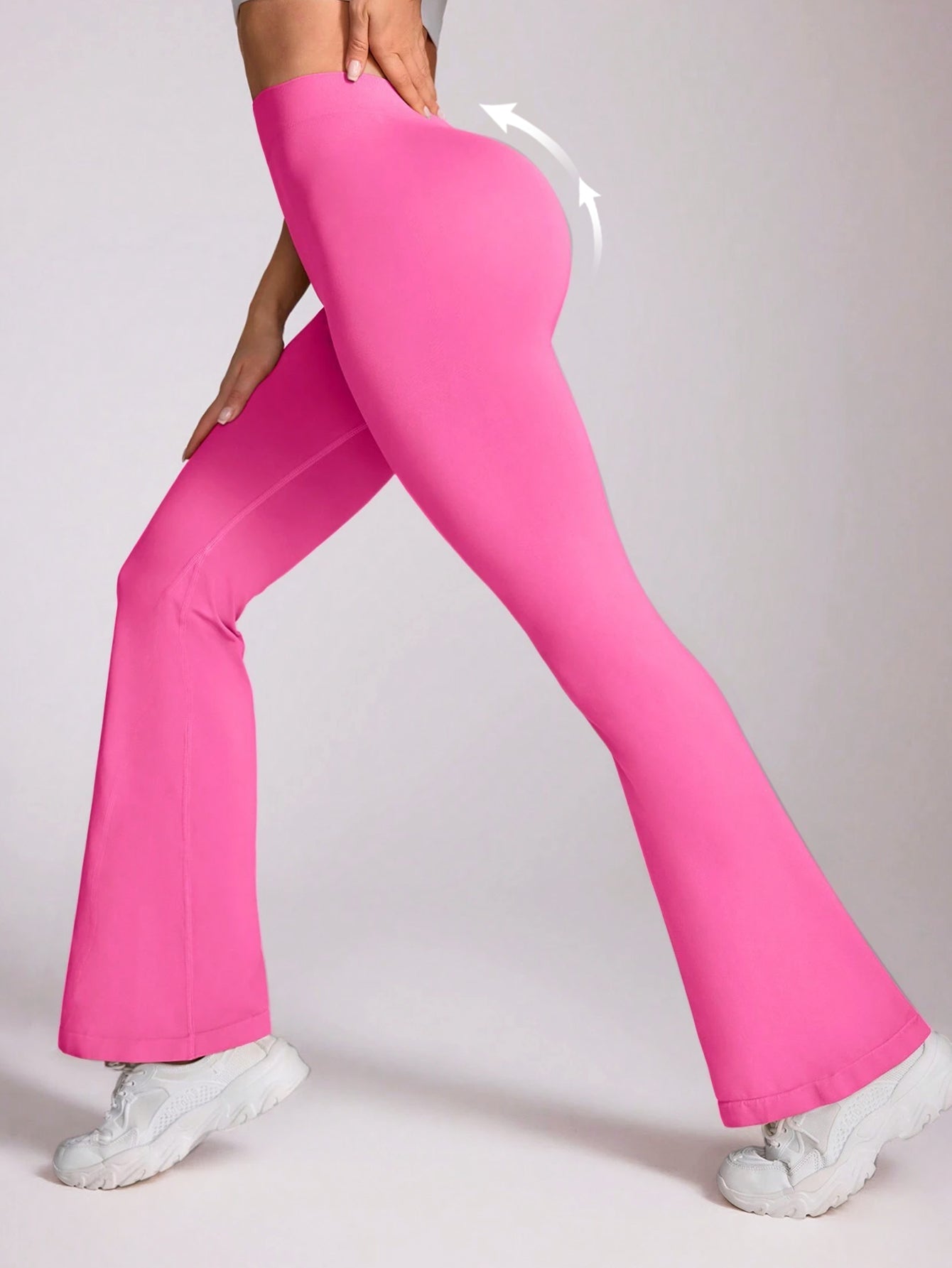 Pantalones acampanados con cintura en V perfumados