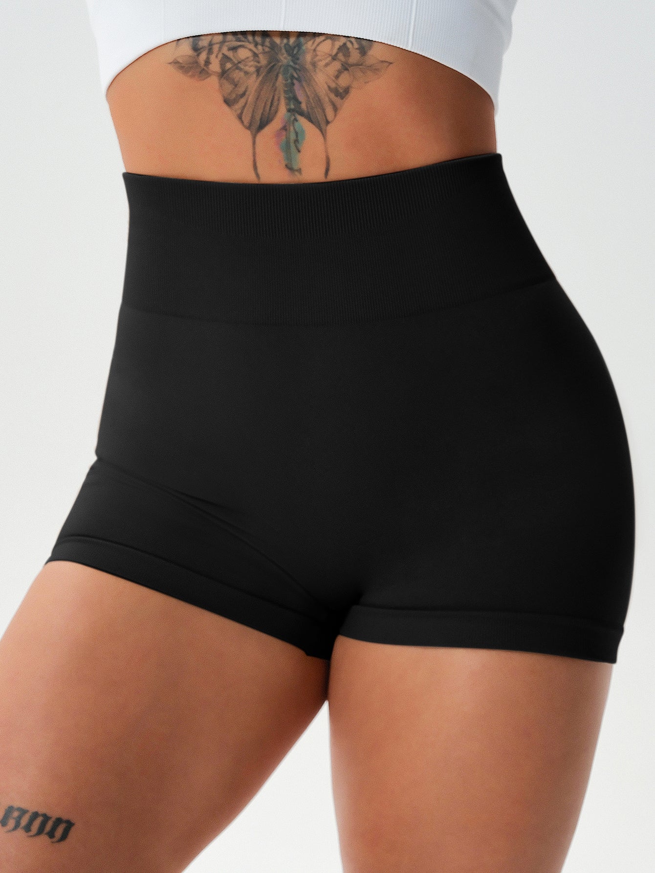 Short sans coutures parfumé pour remonter les fesses