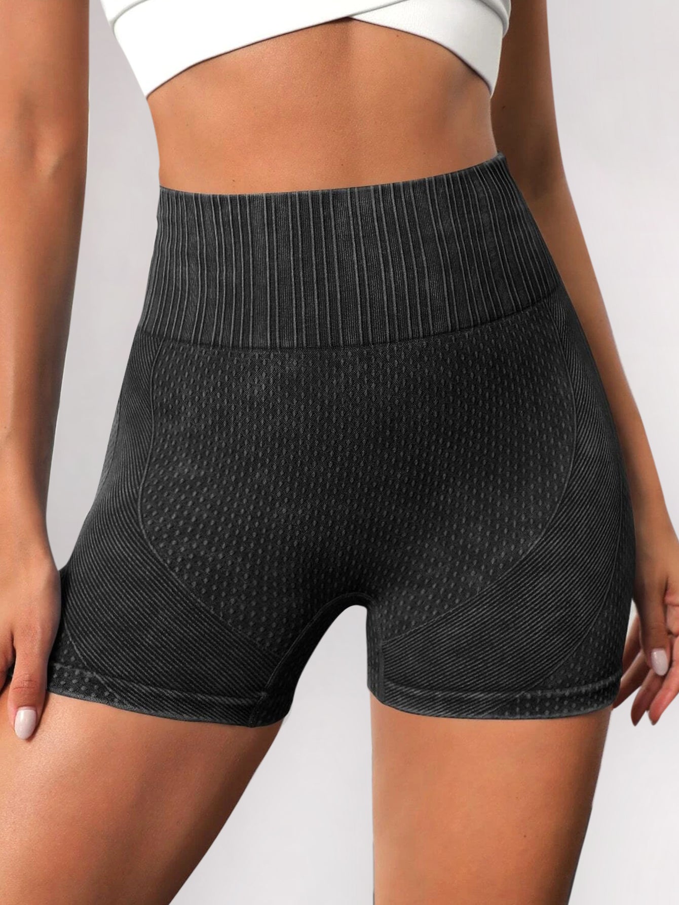 Pantalones cortos sin costuras perfumados que realzan los glúteos