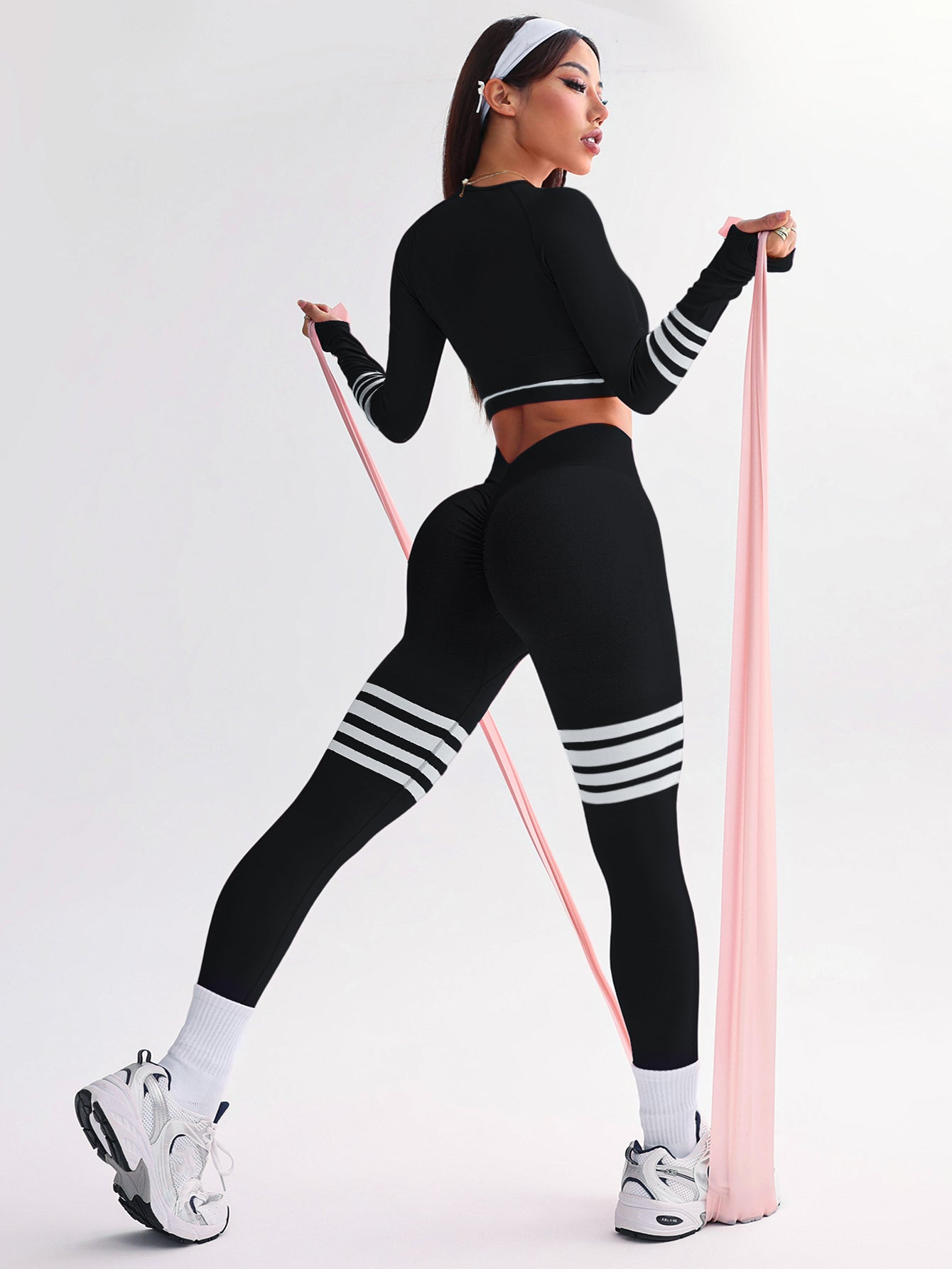 3 Piece Striped V-Back Leggings & Sports Bra & Thumb Hole Crop Top Set