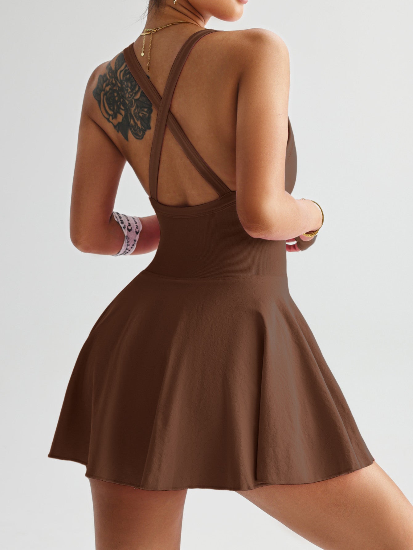 Combinaison côtelée froncée sans manches avec dos en V et sans coutures