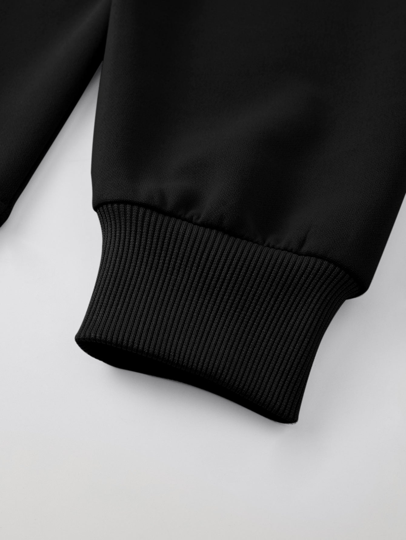 Women’s Dual Pockets & Ribbed Hem Half-Zip Hoodie