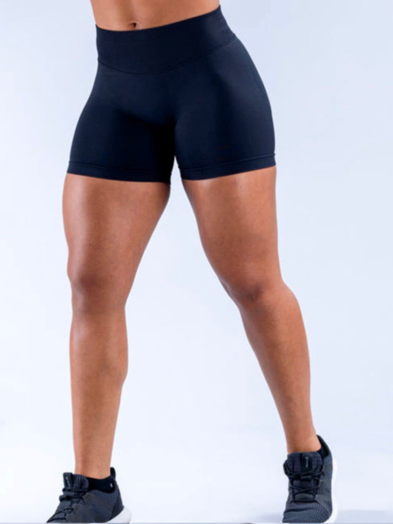 Pantalones cortos sin costuras perfumados que realzan los glúteos