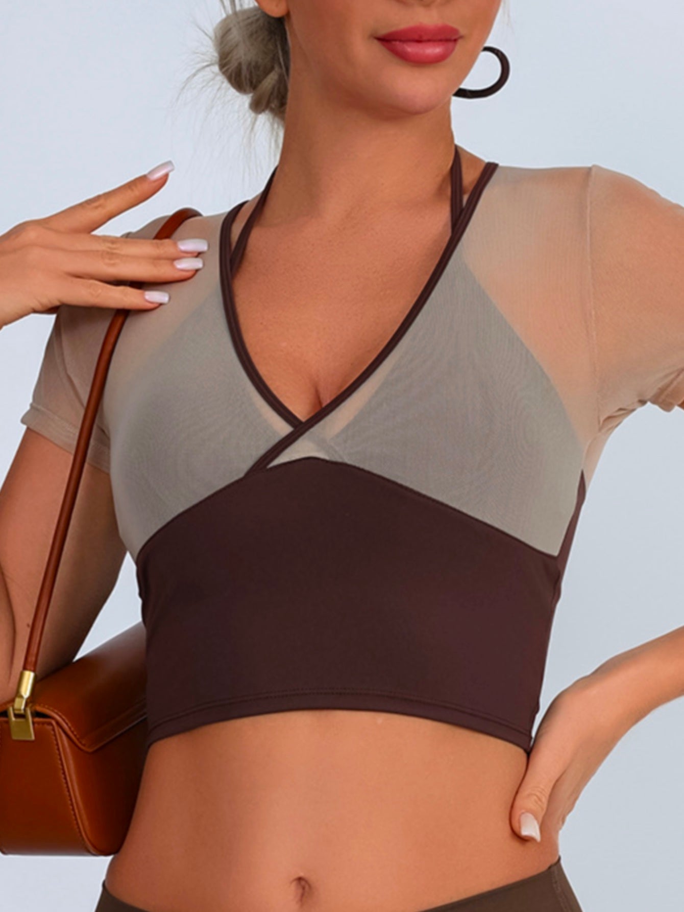 2-in-1 Halter Neck Mesh Short-Sleeve Sports Bra