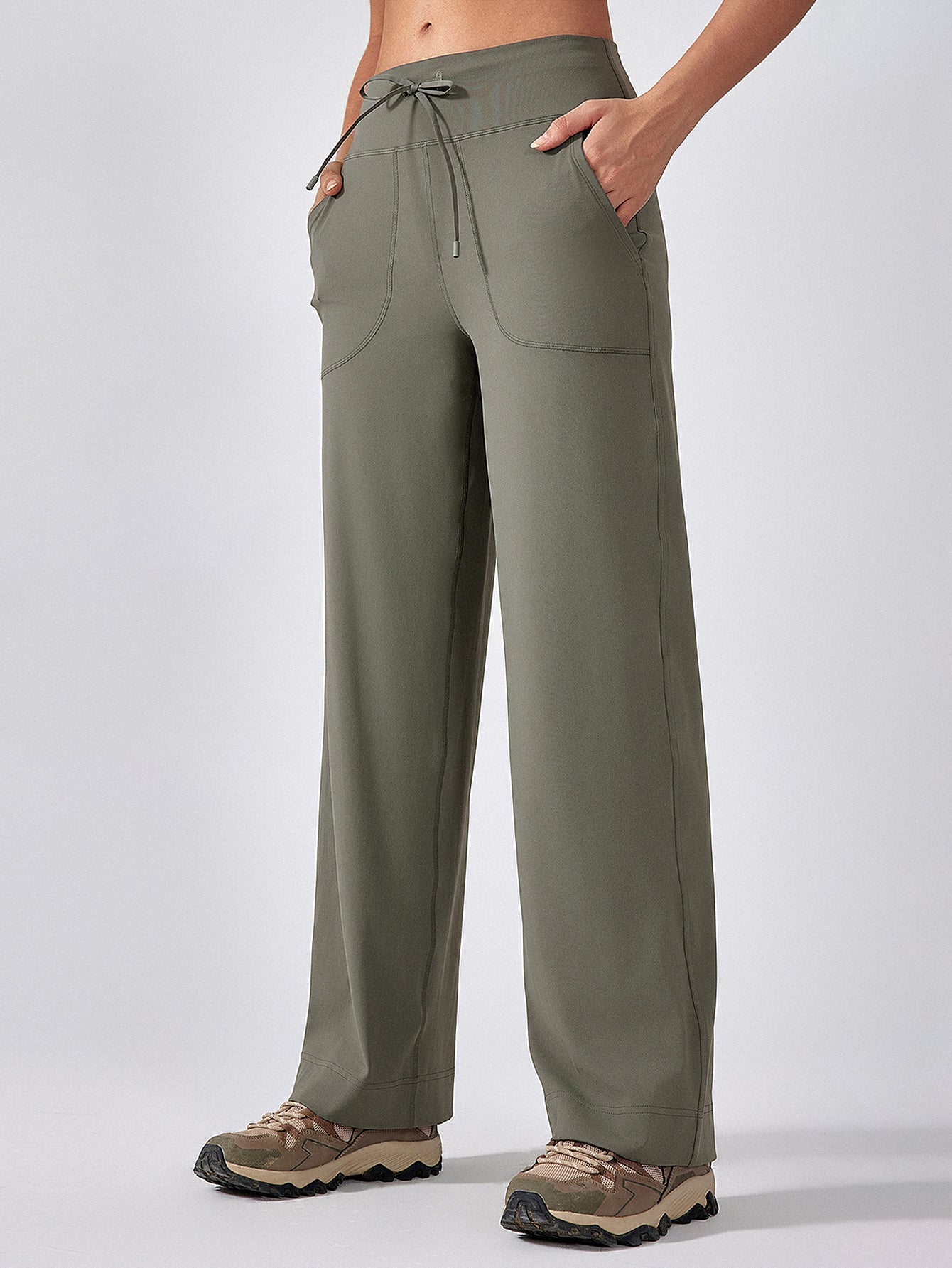 Pantalones acampanados con cintura en V perfumados