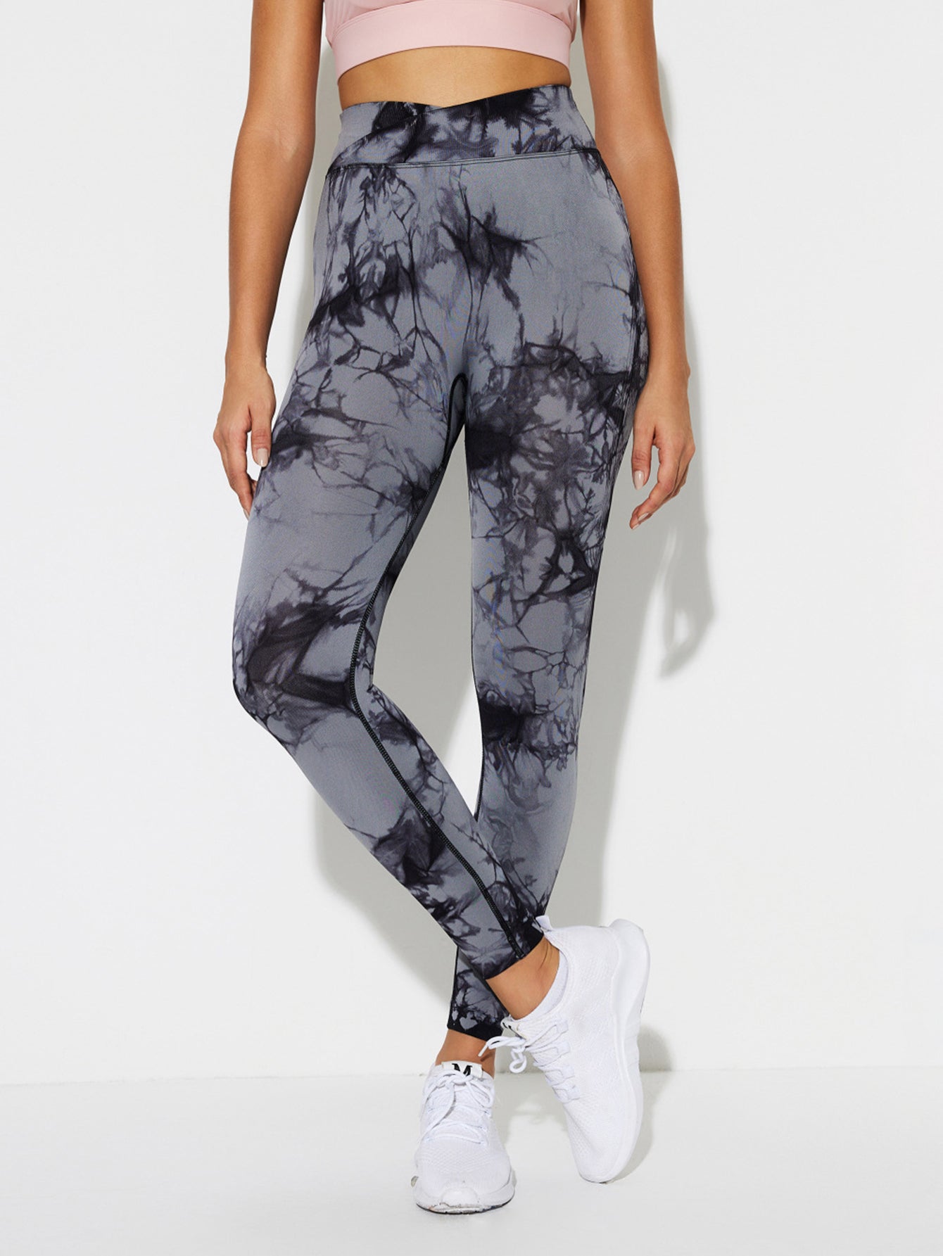 V-Waist Tie Dye Side-Ribbed Leggings