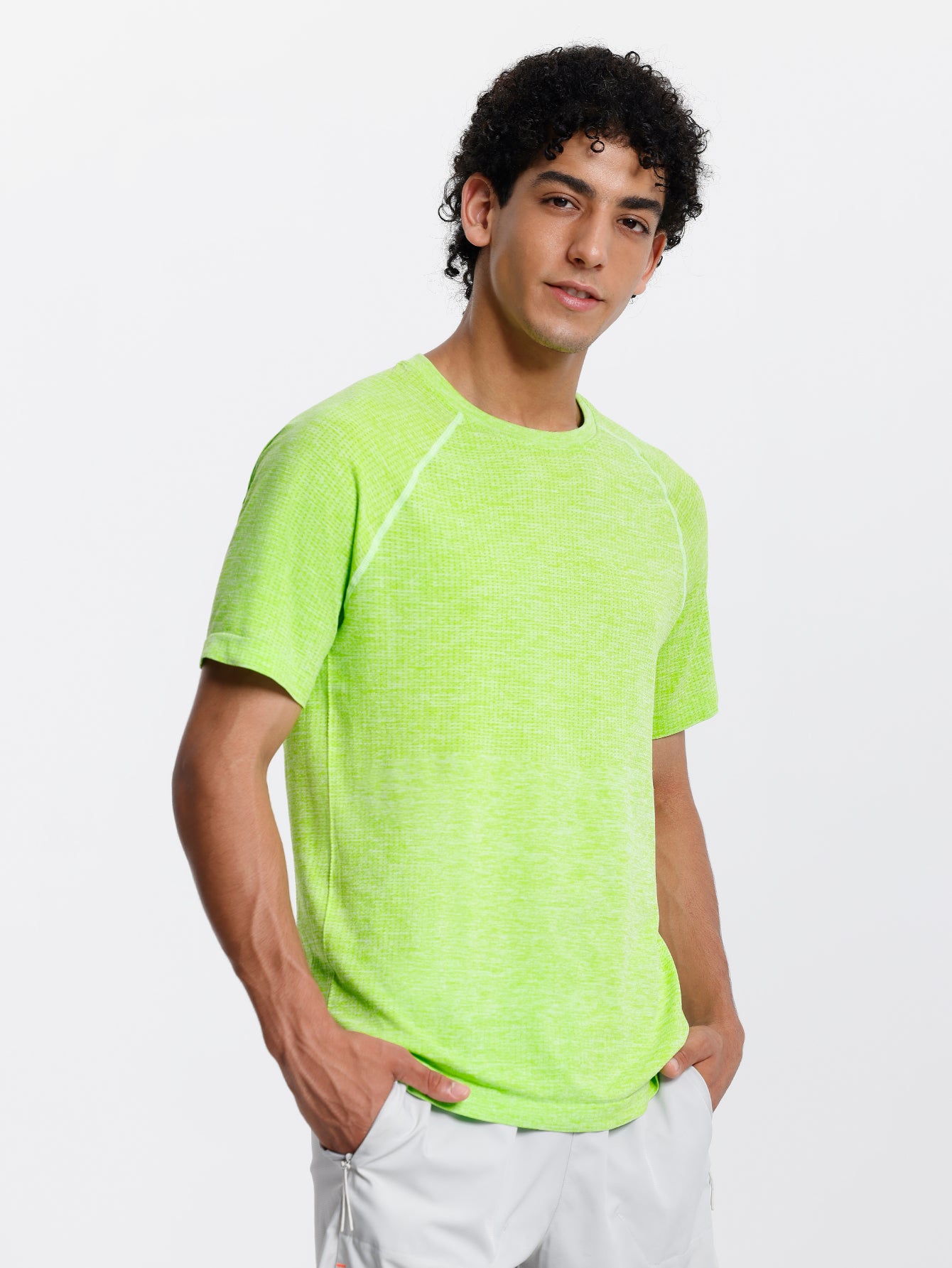 Soutien-gorge de sport sans coutures en tricot côtelé à dos nageur