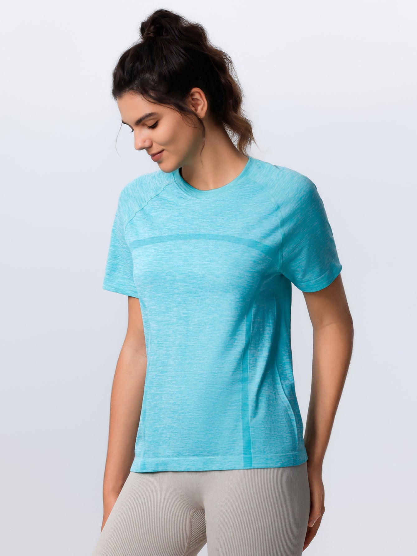 Soutien-gorge de sport sans coutures en tricot côtelé à dos nageur