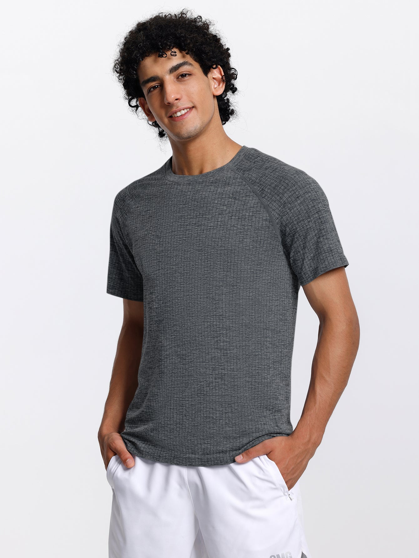 Soutien-gorge de sport sans coutures en tricot côtelé à dos nageur