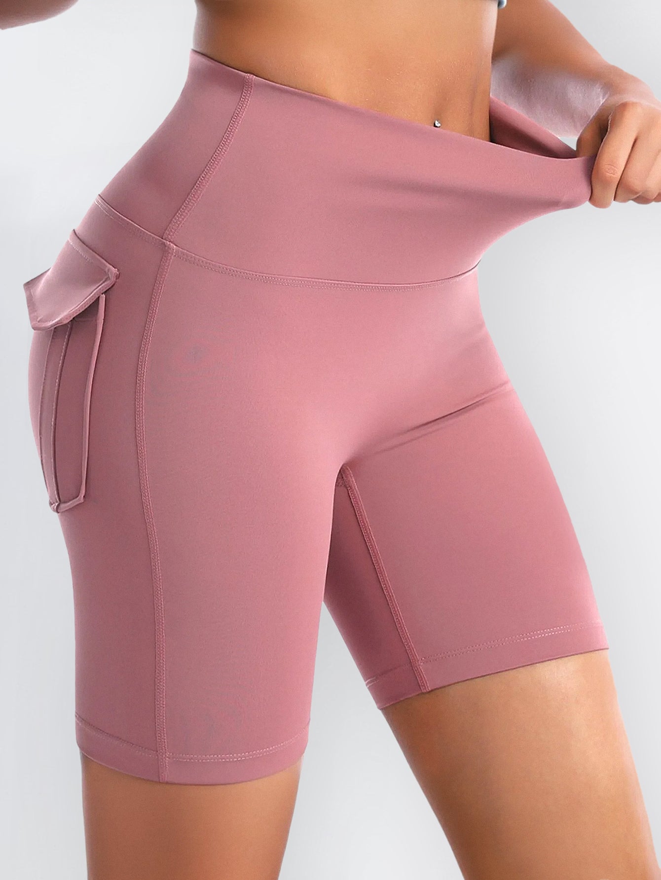 Pantalones cortos sin costuras perfumados que realzan los glúteos 