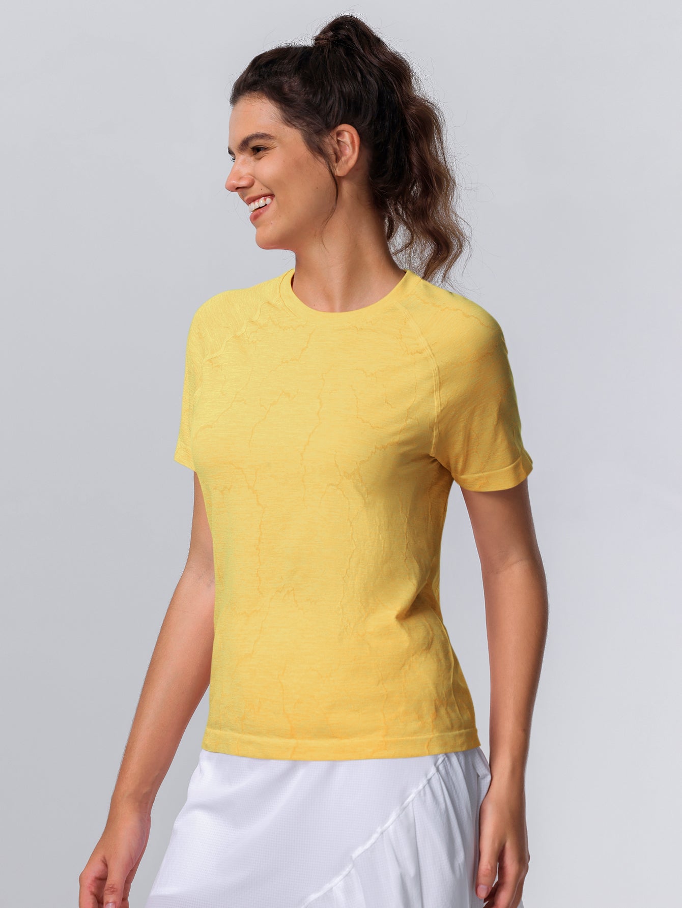 Soutien-gorge de sport sans coutures en tricot côtelé à dos nageur