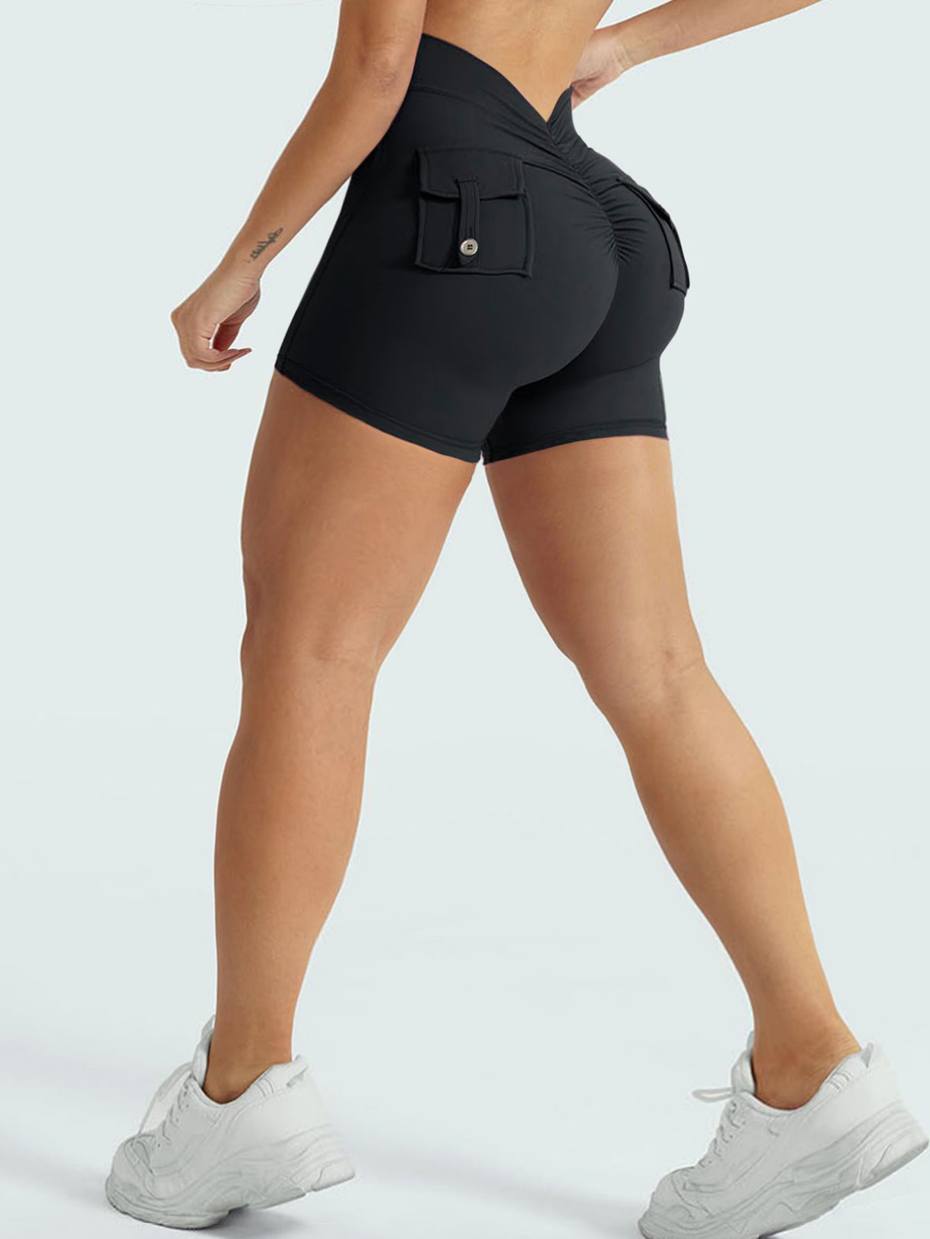 V-Back Scrunch Butt Back Pockets Shorts