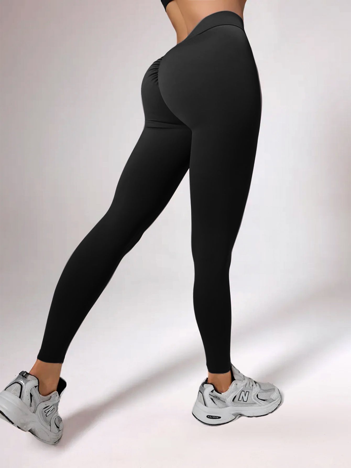 V-Back Scrunch Seamless Leggings