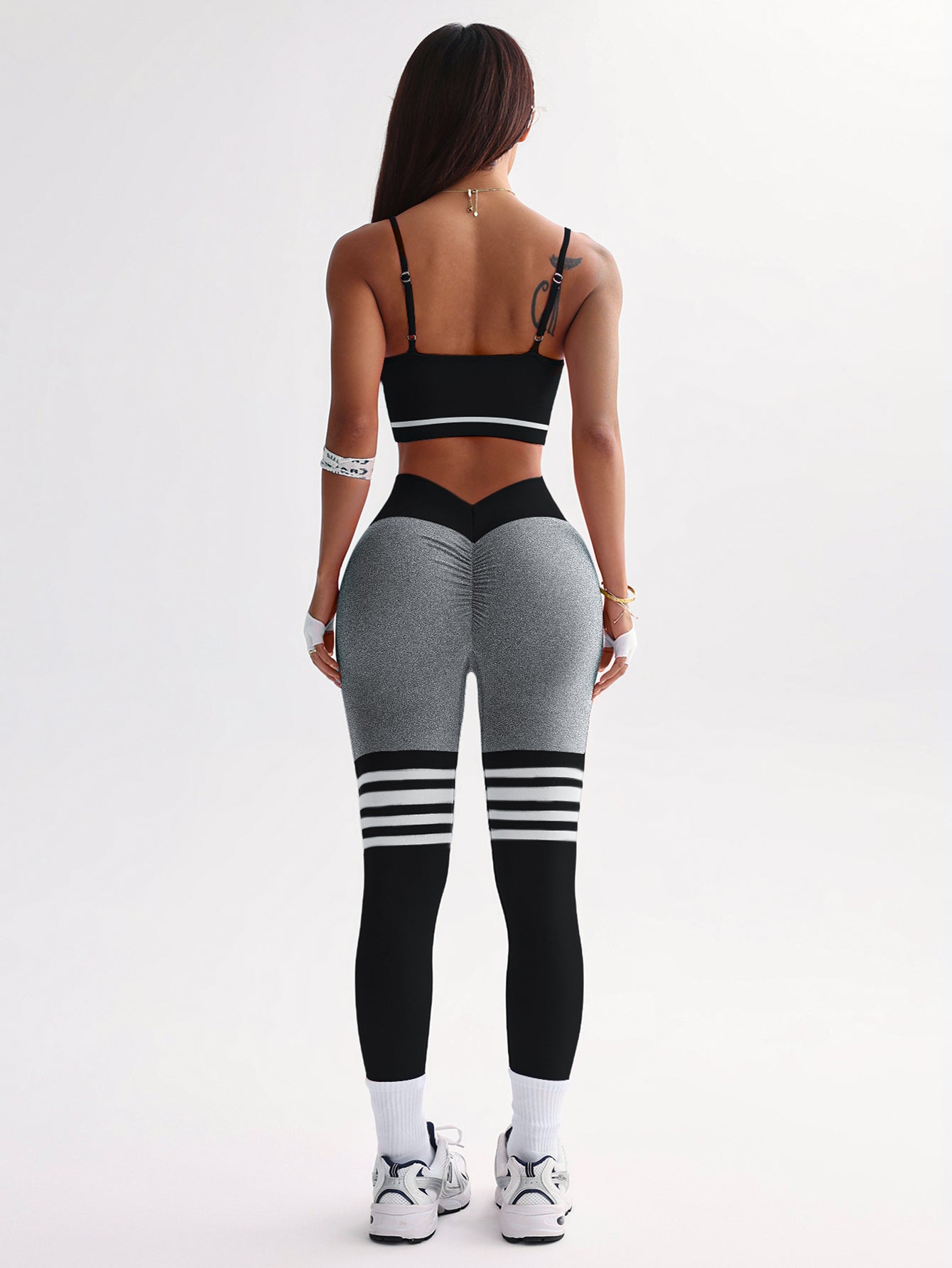 3 Piece Striped V-Back Leggings & Sports Bra & Thumb Hole Crop Top Set