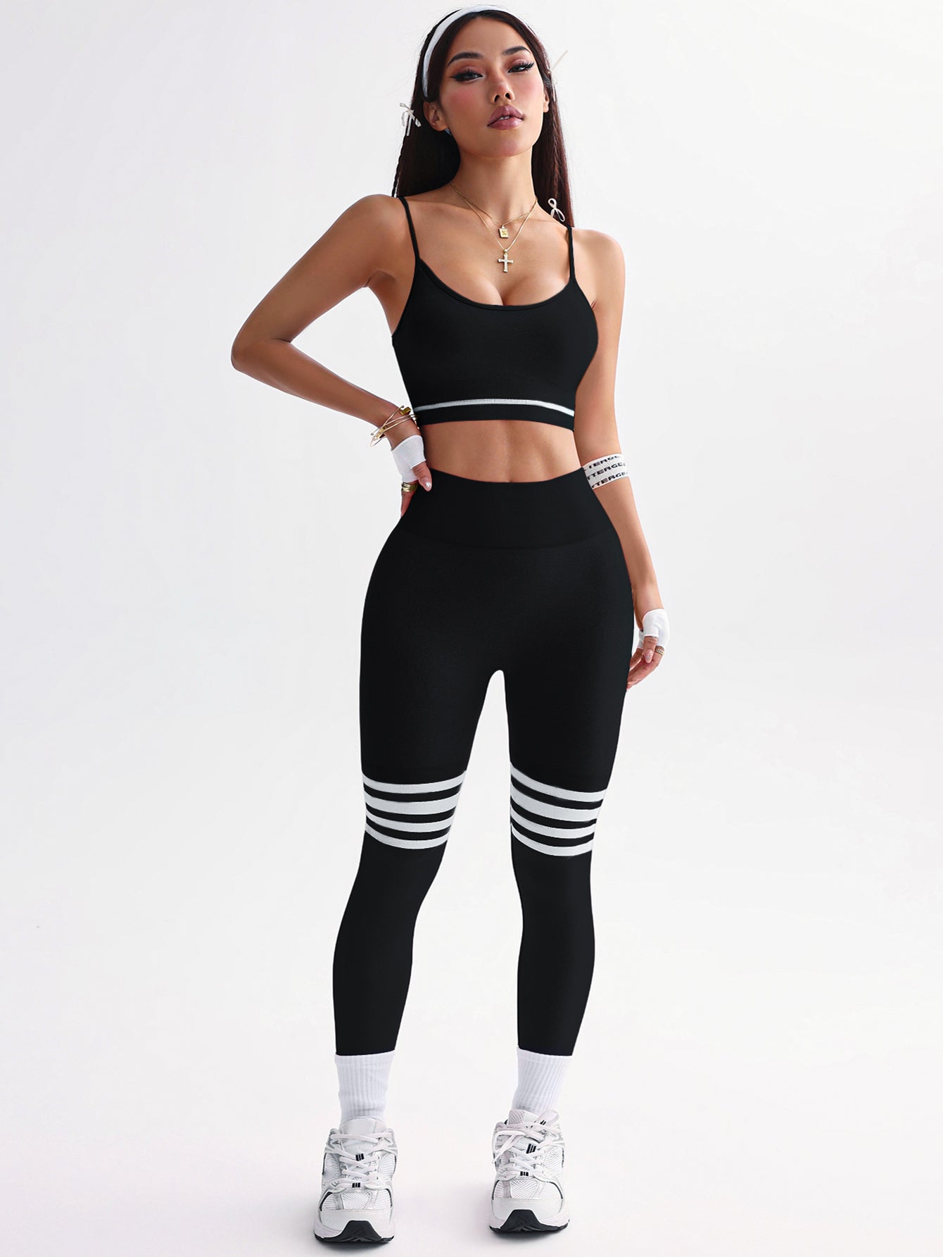 3 Piece Striped V-Back Leggings & Sports Bra & Thumb Hole Crop Top Set