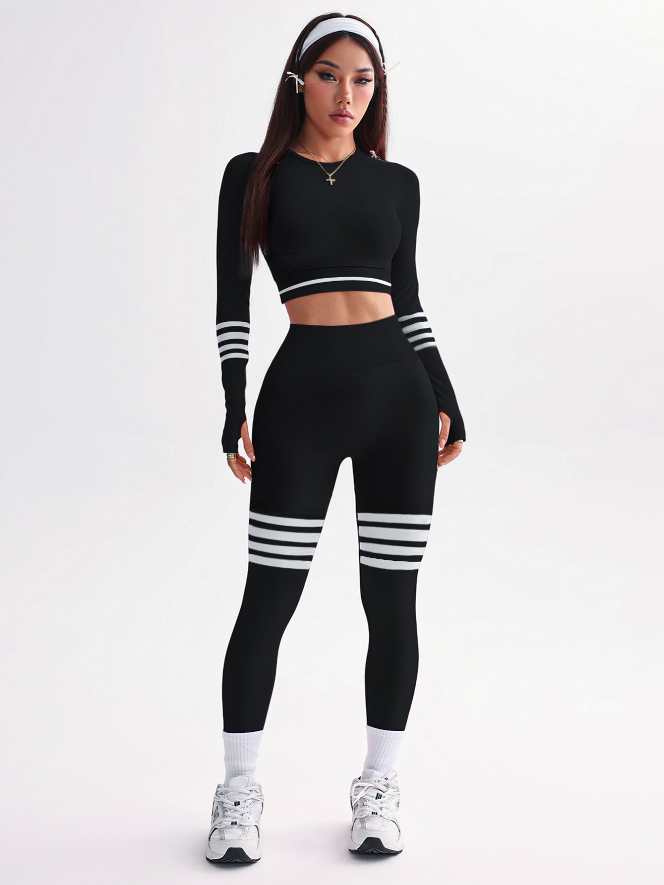 3 Piece Striped V-Back Leggings & Sports Bra & Thumb Hole Crop Top Set