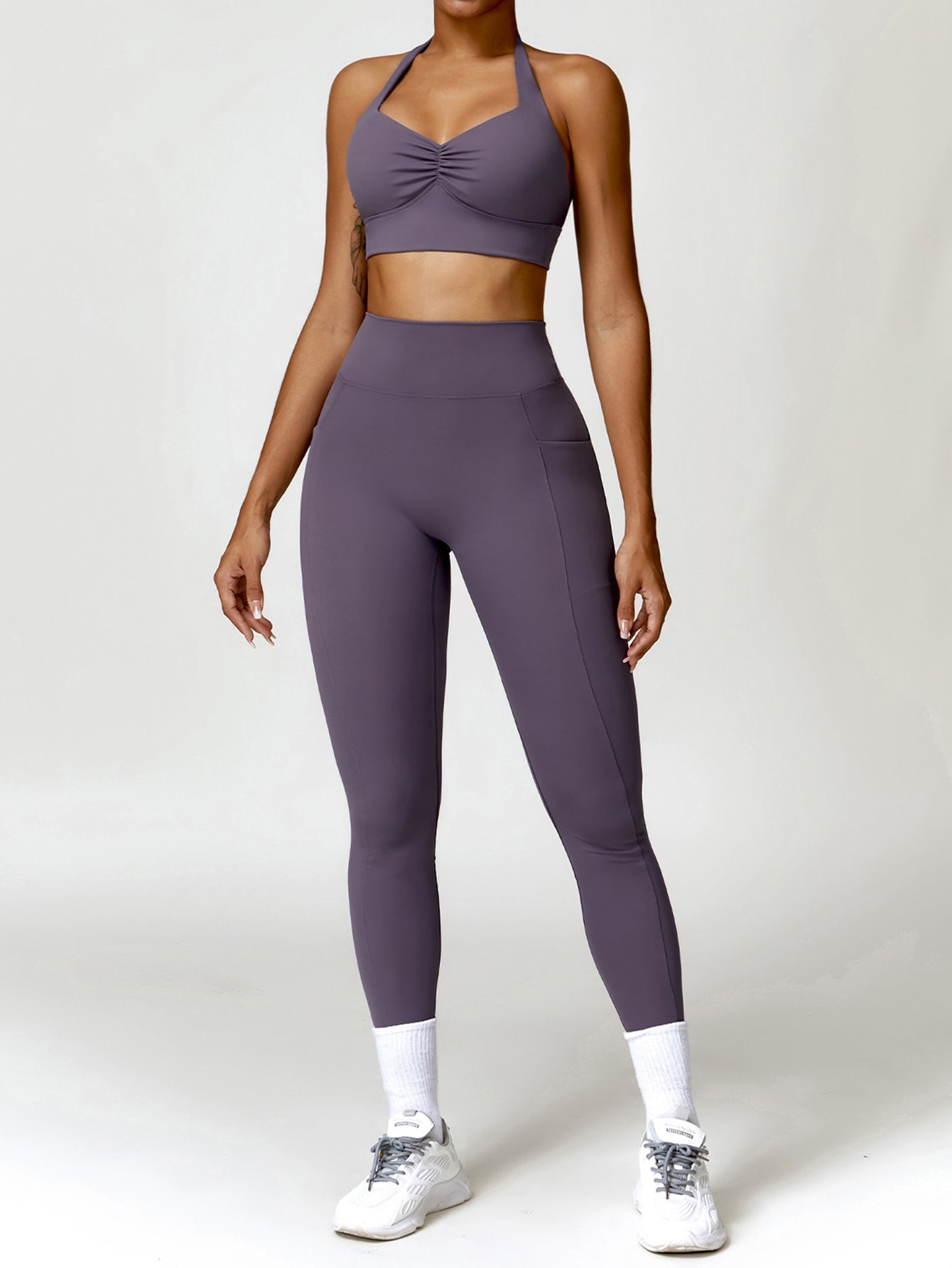 Halter Neck Front Scrunch Sports Bra