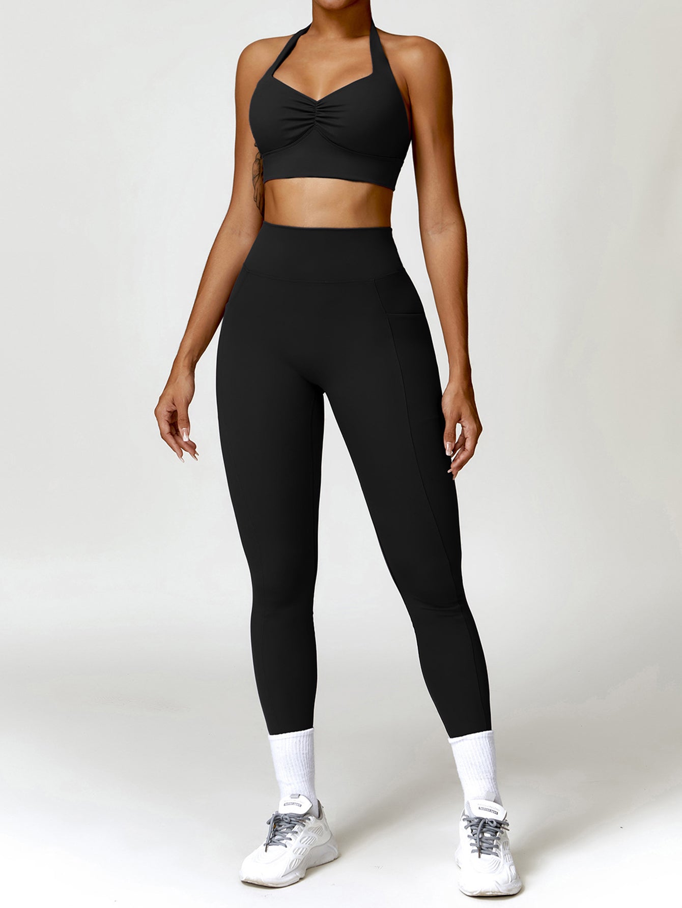 Halter Neck Front Scrunch Sports Bra