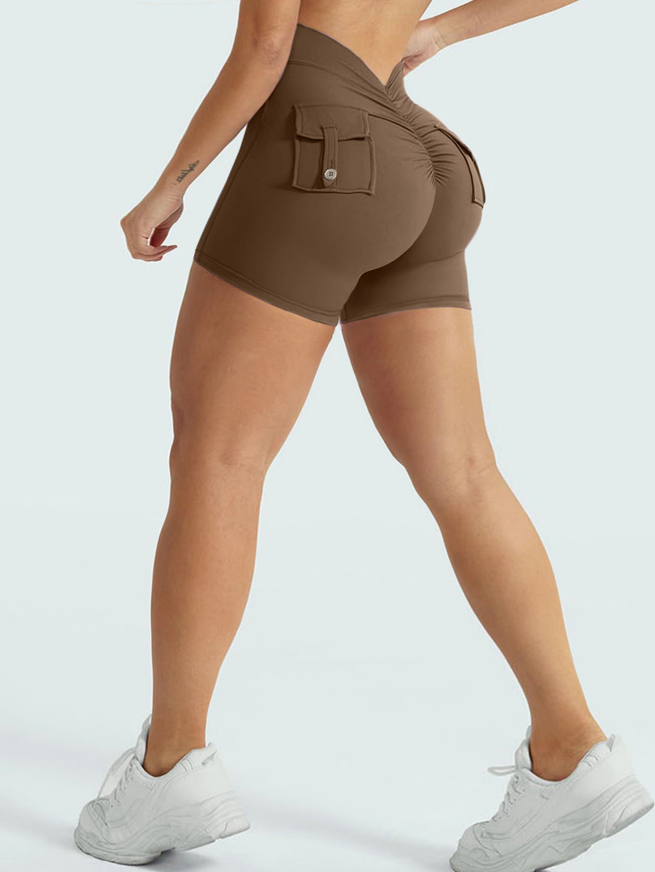 V-Back Scrunch Butt Back Pockets Shorts