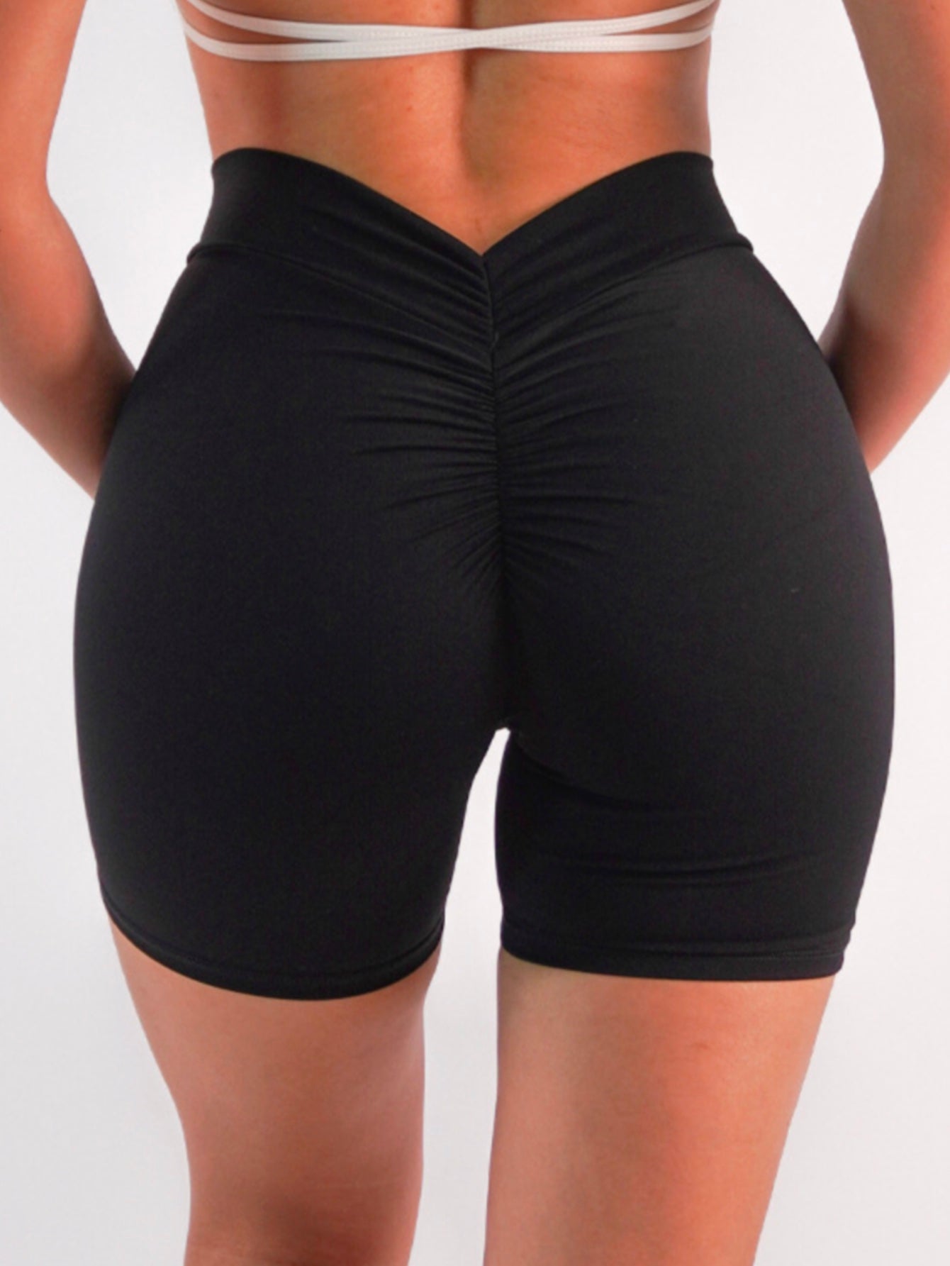 Pantalones cortos sin costuras con escote en V y perfumados