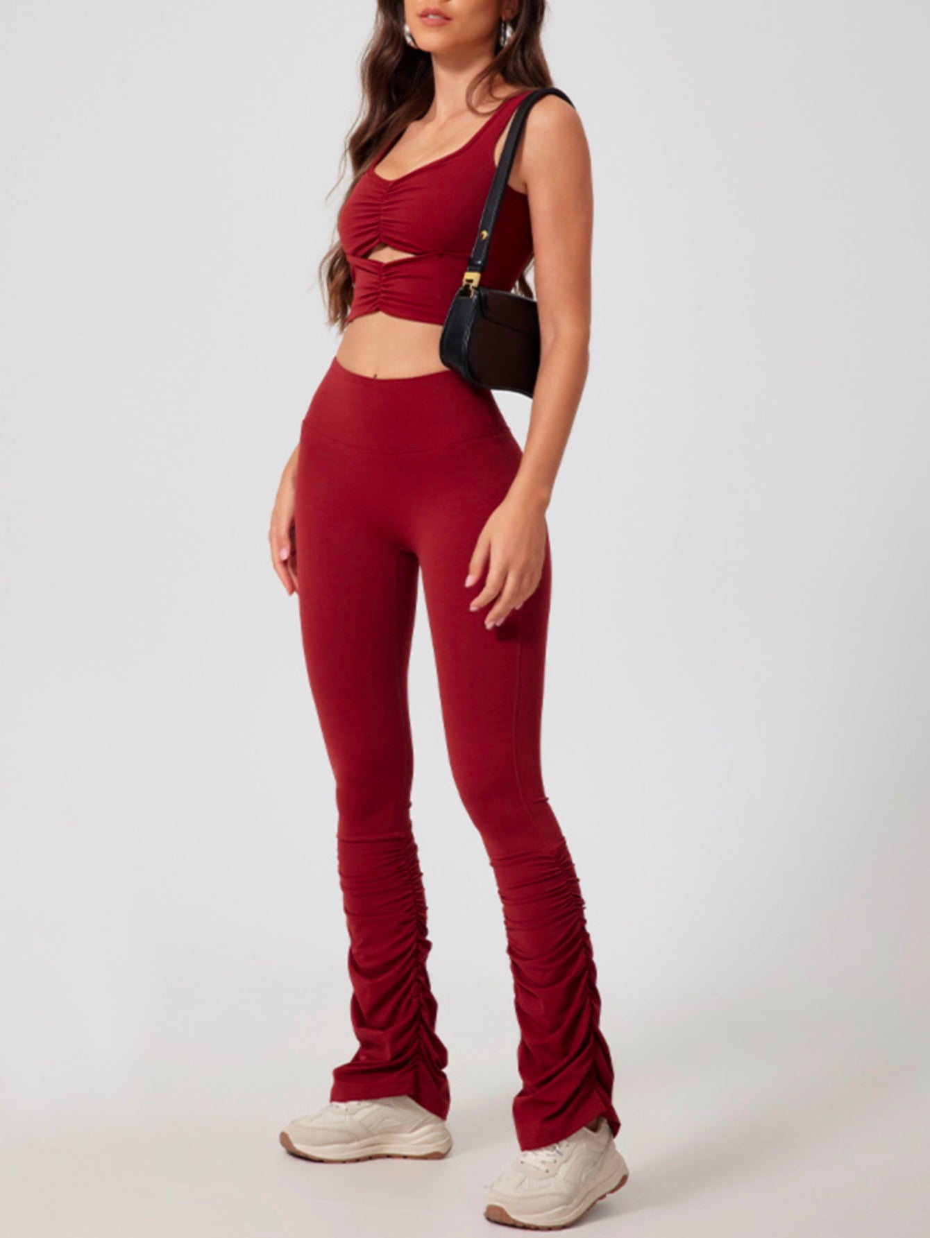 Pantalones acampanados con cintura en V perfumados