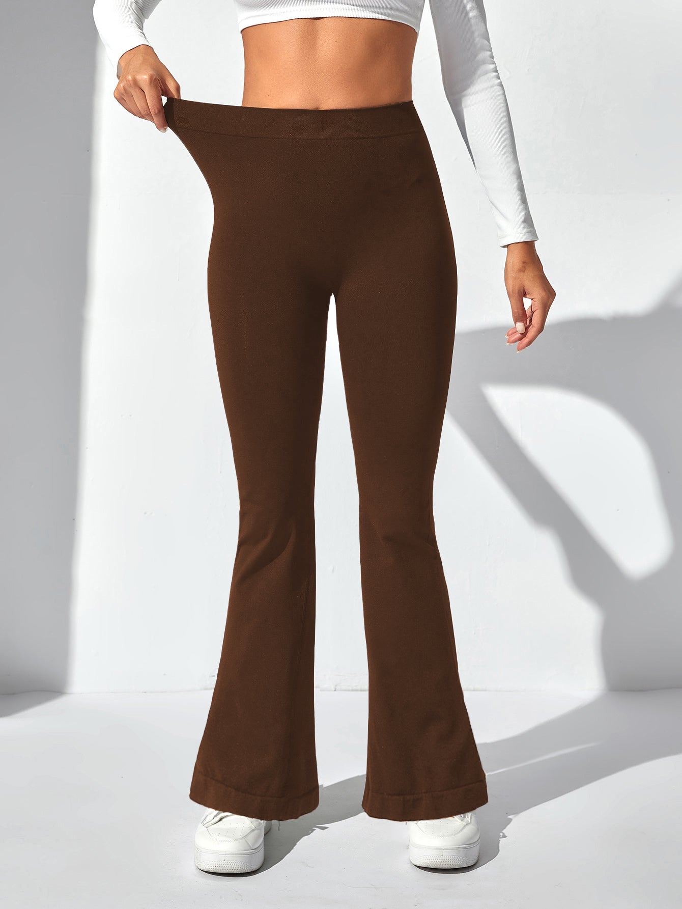 Women's V-Back Butt-Lifting Seamless Flare Pants