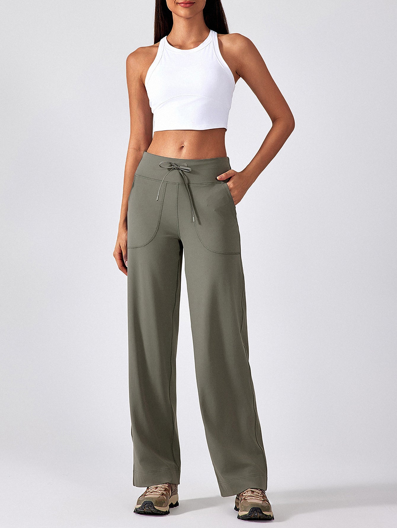 Pantalones acampanados con cintura en V perfumados