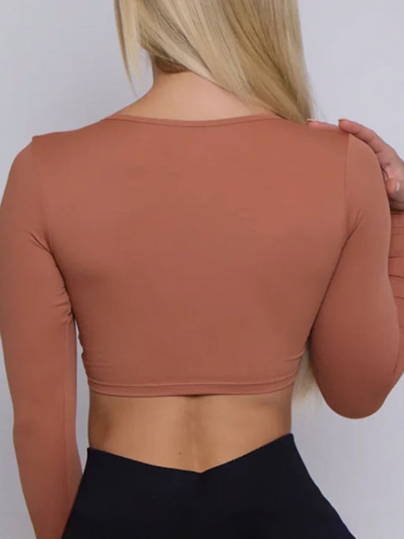 Twist Front Deep V-Neck Long Sleeve Crop Tops